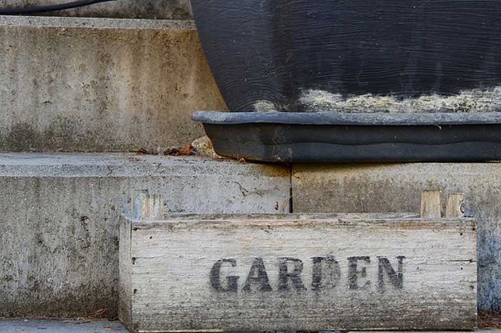 Betonstein vs. Naturstein